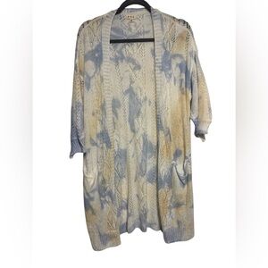 POL Women's Blue and Cream Open-Front Sweater Oversized Small